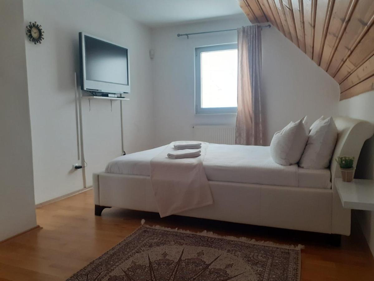 Holiday Home Vila Bjelasnica ภายนอก รูปภาพ